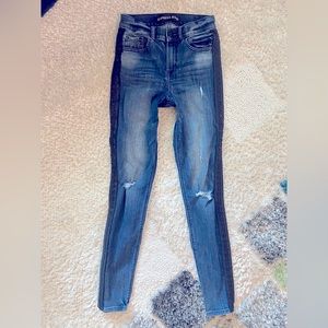 Express Women’s  High Rise Straight Leg distressed  Jeans Size 0R